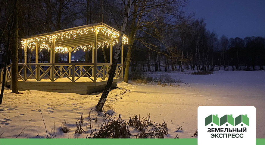 Новогоднее украшение беседки в поселке "РЭД"